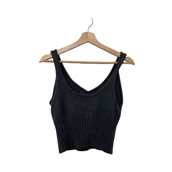 Banana Republic Ribbed Knit Cropped Tank Top - Size Small - Picture 4 of 11